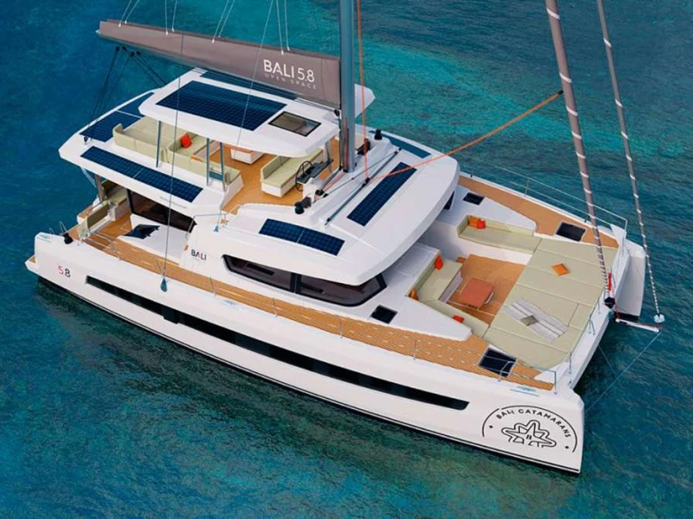 Bareboat Rental Luxury Yacht Bali with a boat licence
