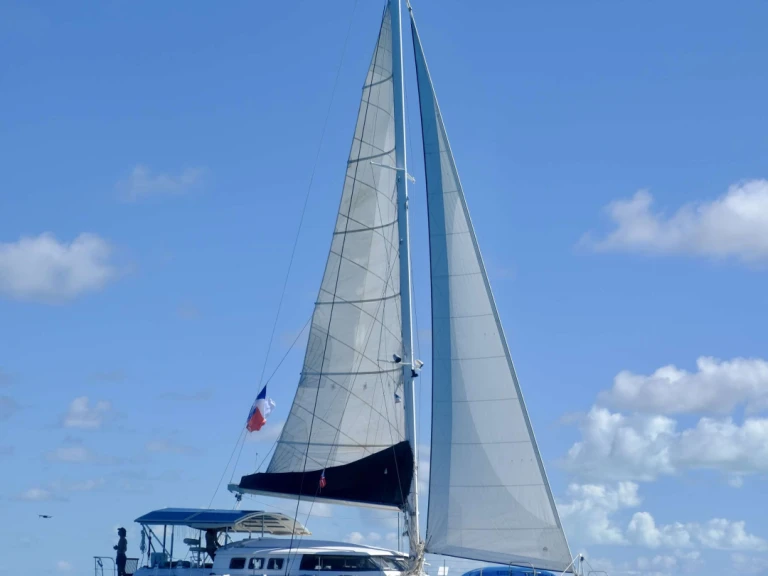 Boat rental Fountaine Pajot MISS ELIZABETH in Saint Thomas Island on Samboat