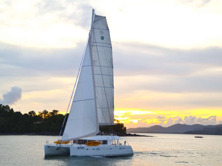 Boat rental Jeanneau 00SEVEN in Phuket (City) on Samboat