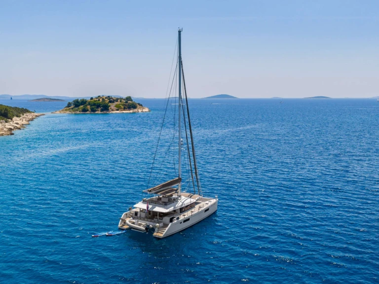 Luxury Yacht rental in Croatia - Lagoon Cool Breeze 