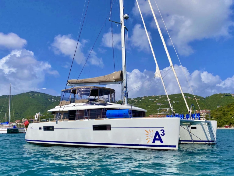 Luxury Yacht for rent British Virgin Islands (BVI) at the best price