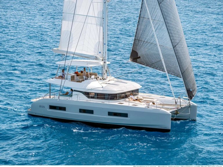 Lagoon WANDERLUST 55'  charter bareboat or captained in  Tortola