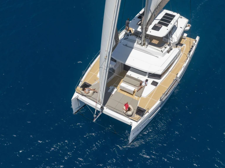 Boat rental Bali KATLO in Bahamas on Samboat