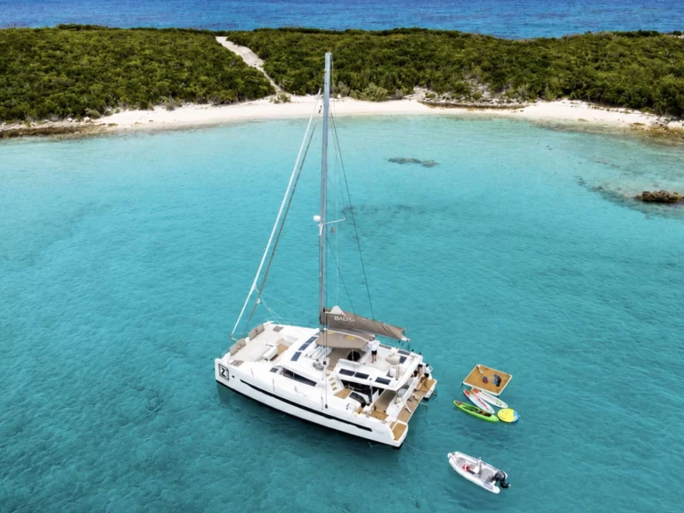 Boat rental Bali ZURI 3 in Nassau on Samboat