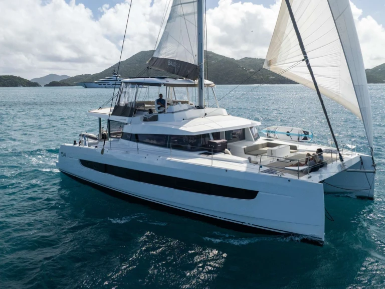 Bareboat Rental Luxury Yacht Bali with a boat licence