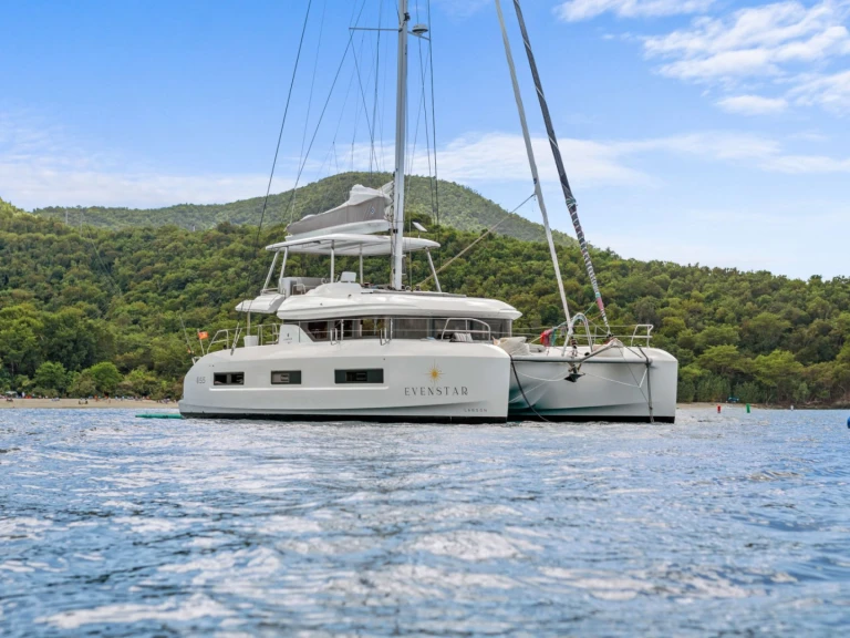 Luxury Yacht rental in Saint Thomas Island - Lagoon EVENSTAR