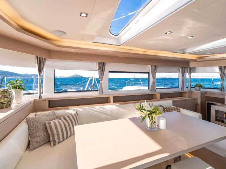 Luxury Yacht rental with or without captain Lagoon Split