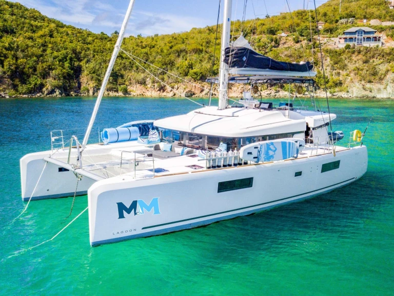 Luxury Yacht rental with or without captain Lagoon British Virgin Islands (BVI)