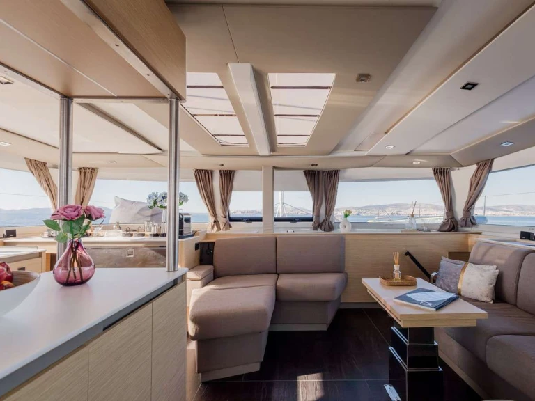 Luxury Yacht rental in Athens - Fountaine Pajot KEBISIKS