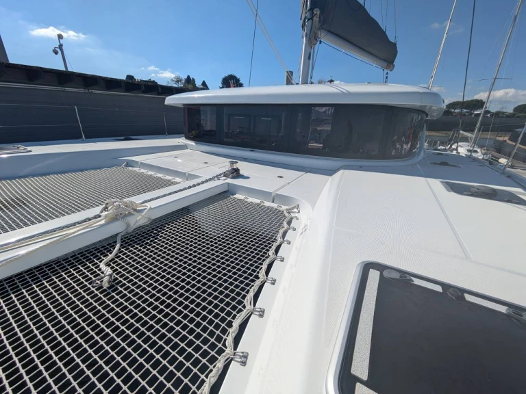 Catamaran for rent Bonifacio at the best price