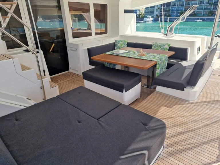 Rent a Lagoon Lagoon 52 Bonifacio