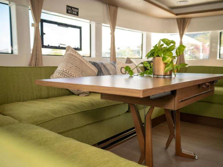 Yacht charter Tortola cheap THE ADVENTURE