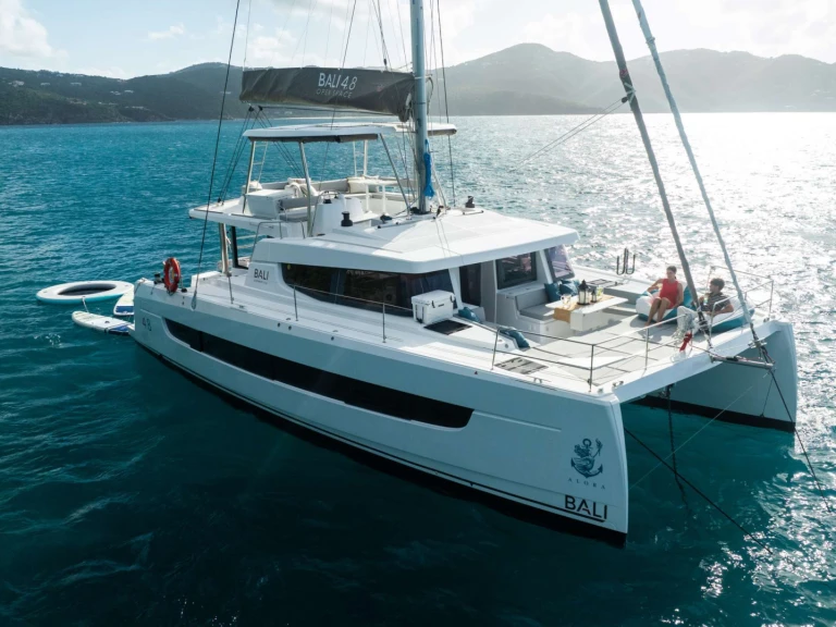 Bareboat Rental Luxury Yacht Bali with a boat licence