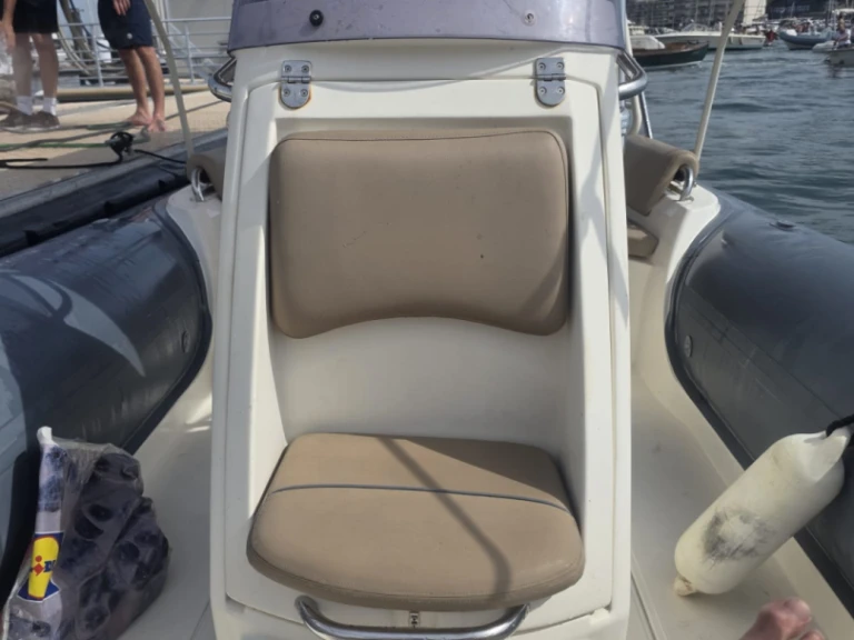 Bwa Sport 22 GT in Lège-Cap-Ferret on SamBoat