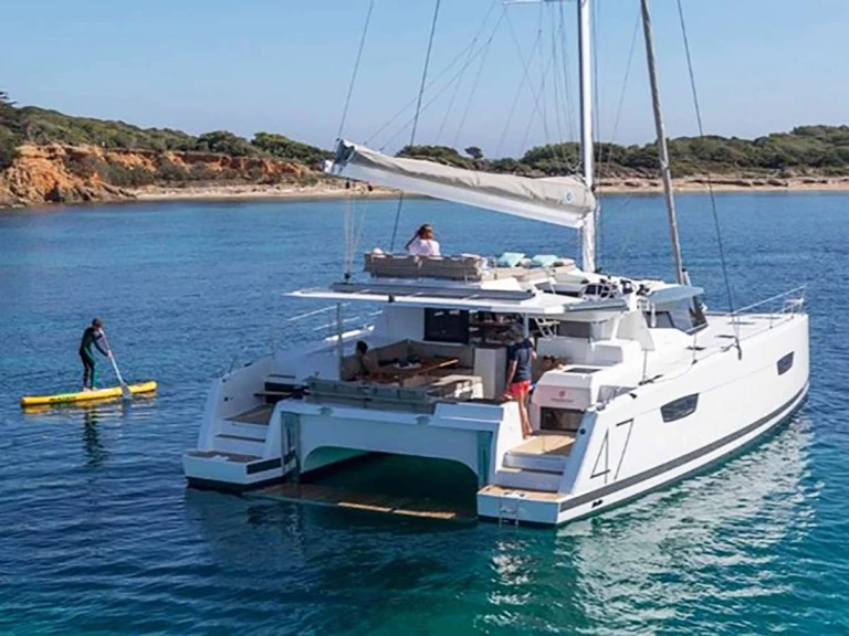 Boat rental Fountaine Pajot JIOIA 3 in Caribbean on Samboat