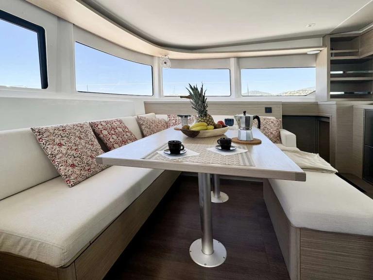 Bareboat Rental Luxury Yacht Lagoon with a boat licence