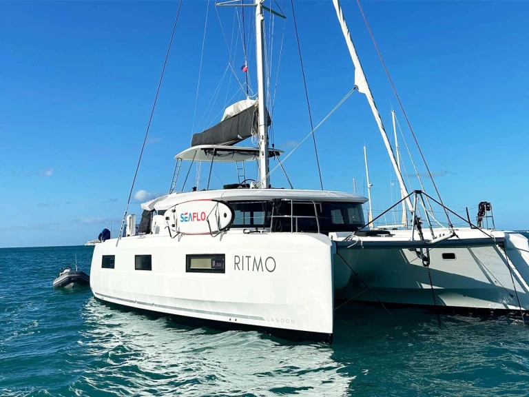 Boat rental Lagoon RITMO in British Virgin Islands (BVI) on Samboat