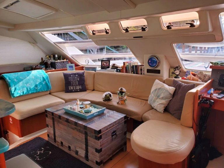 Luxury Yacht rental with or without captain Leopard Fort Lauderdale