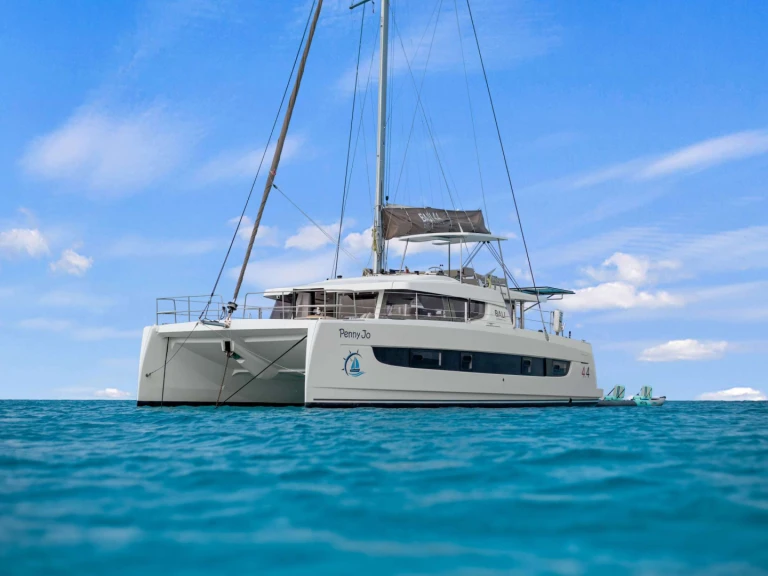 Luxury Yacht rental in Nassau - Bali PENNY JO