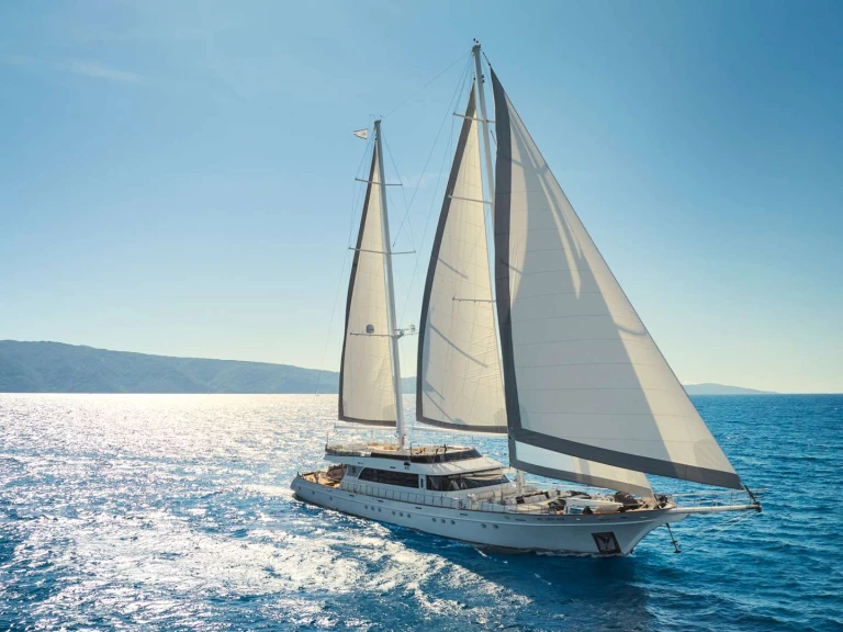 Luxury Yacht rental with or without captain Custom Split