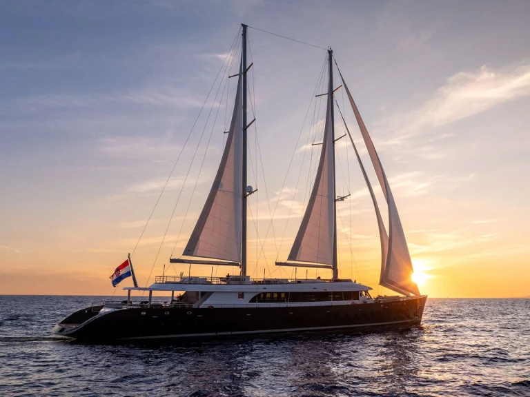 Luxury Yacht for rent Croatia at the best price