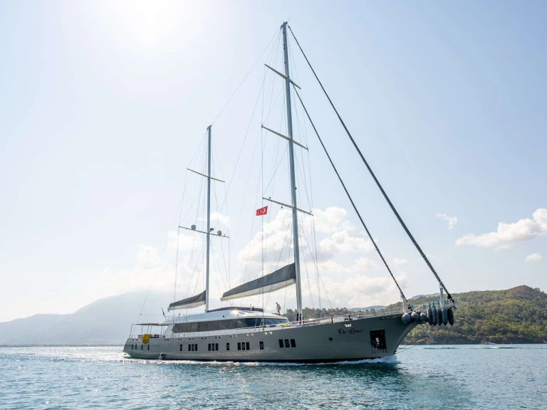Luxury Yacht rental with or without captain Custom Bodrum