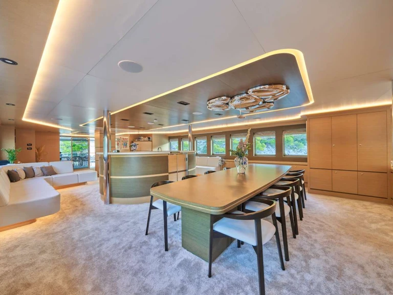 Boat rental Brodosplit OMNIA in Naples on Samboat
