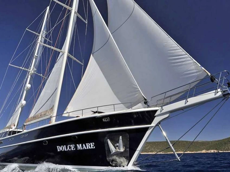 Luxury Yacht for rent Turkey at the best price