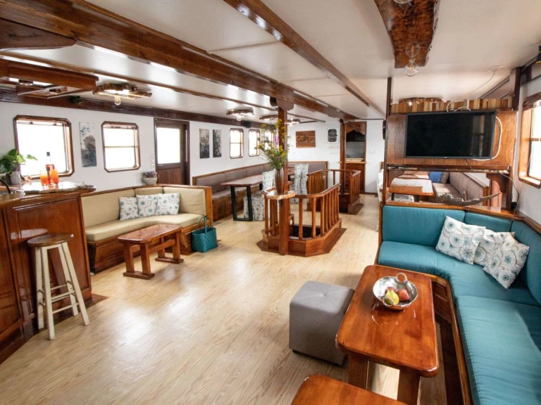 Boat rental Custom Gulet-Motor Sailor Aegeotissa II in Lefkada (Island) on Samboat