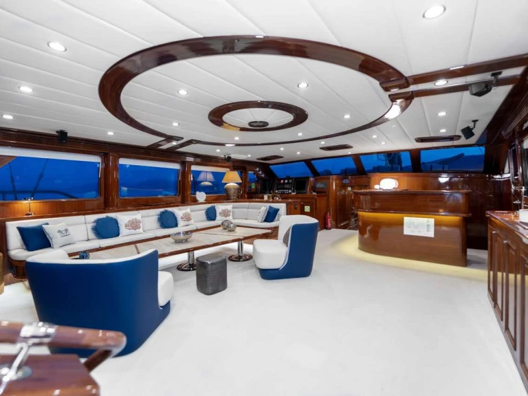 Luxury Yacht for rent Bodrum at the best price