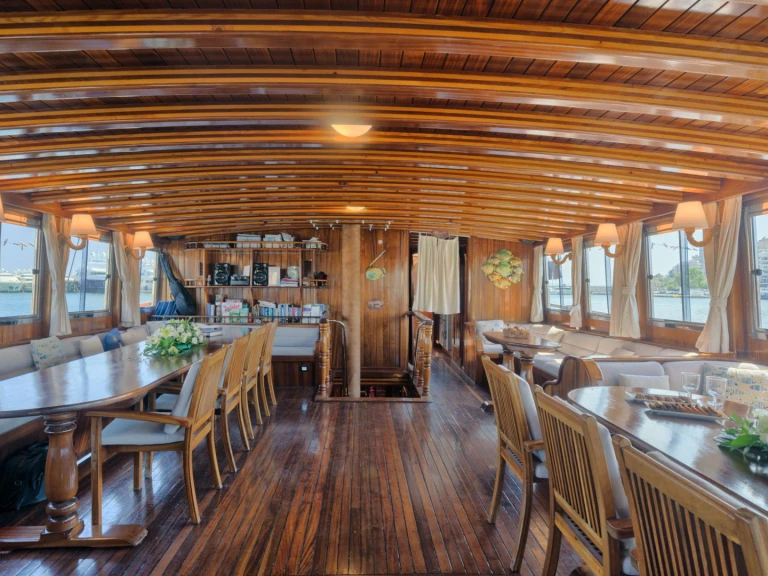 Luxury Yacht rental with or without captain Custom Gulet-Motor Sailor Piraeus