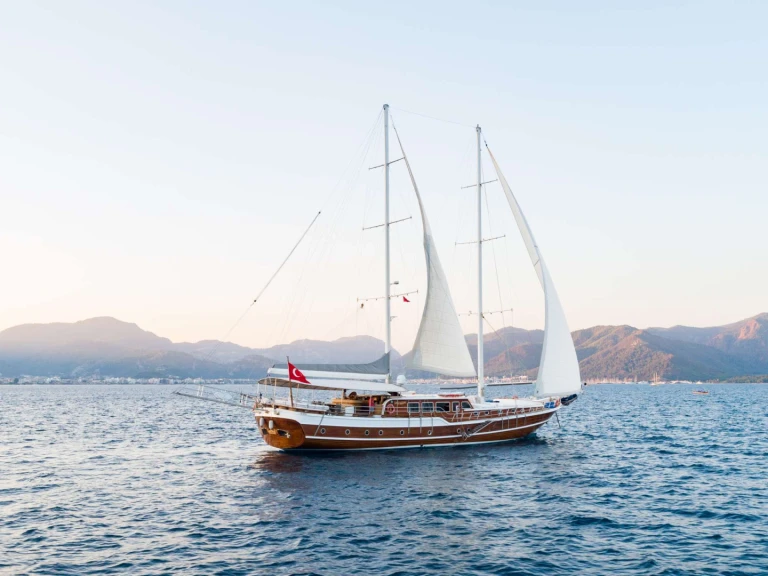 Luxury Yacht rental with or without captain Custom Marmaris
