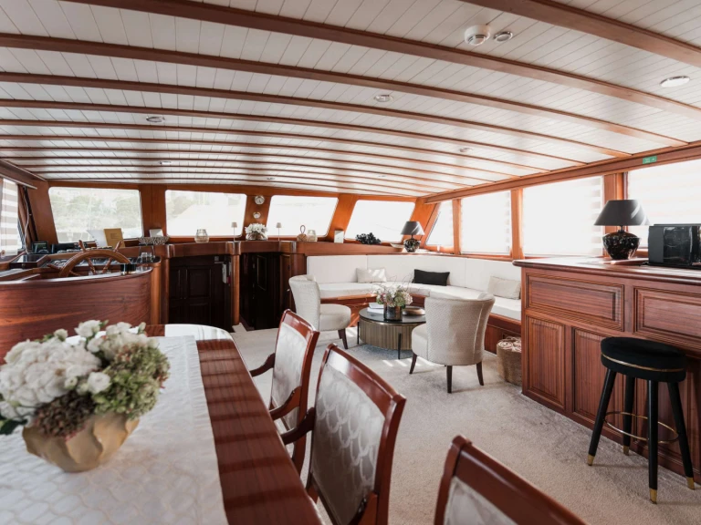 Yacht charter Šibenik cheap Dolce Vita