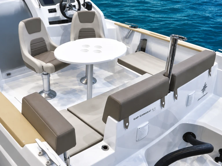 Yacht charter Marseille cheap Cap Camarat 7.5 WA