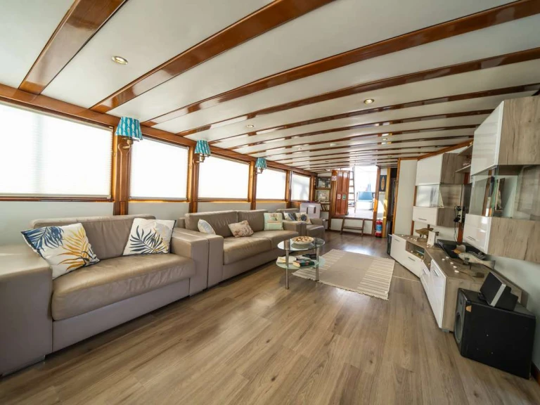 Boat rental Custom WHITE SWAN in Bodrum on Samboat