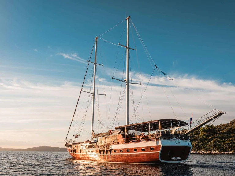 Luxury Yacht rental with or without captain Custom Croatia
