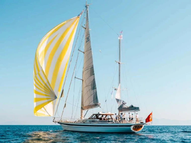 Rent a Jongert Colombaio Bodrum