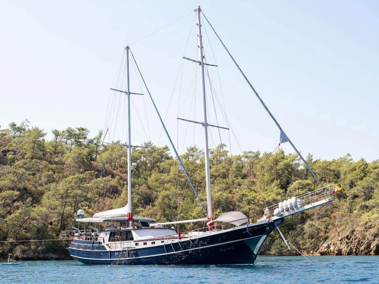 Custom LOTUS in Turkey on SamBoat