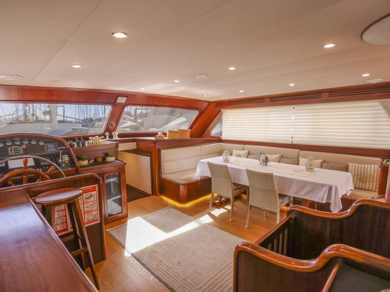 Yacht charter Bodrum cheap ULUCINAR
