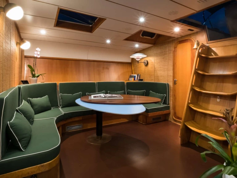 Bareboat Rental Luxury Yacht  with a boat licence