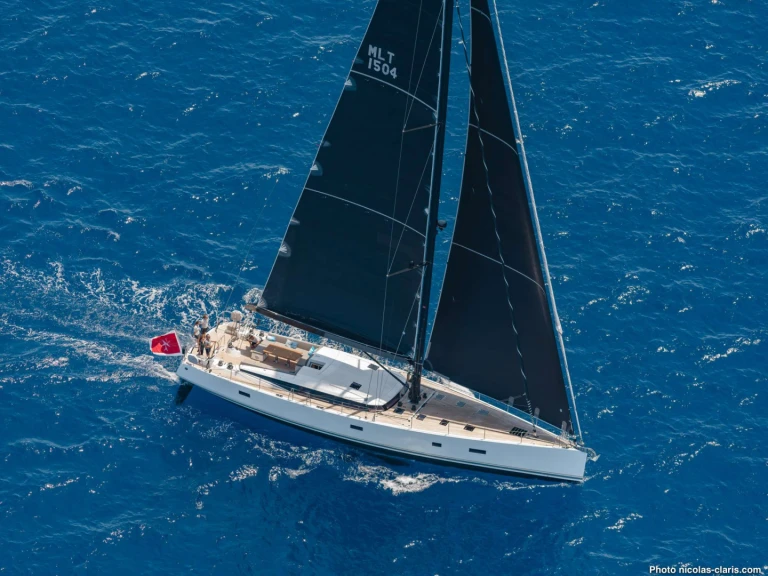 Bareboat Rental Luxury Yacht Cnb-Bordeaux with a boat licence