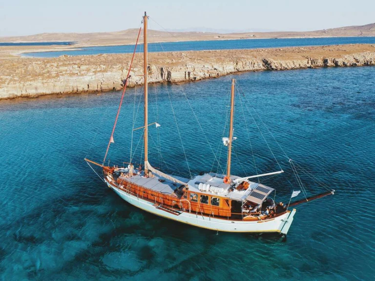 Rent a Psaros Shipyard SEATZEN Mykonos (Island)