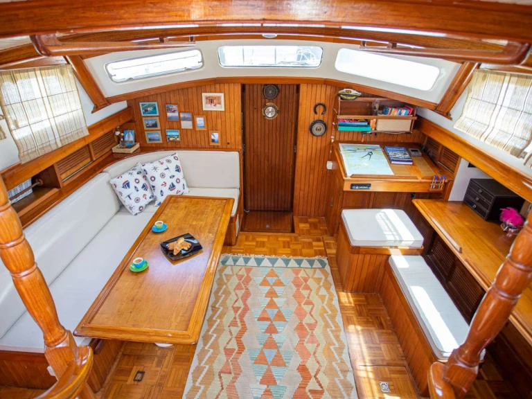 Ta Chiao Onfekomonadi in Greece on SamBoat