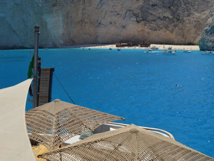 Astillero Na ELYSIUM in Greece on SamBoat