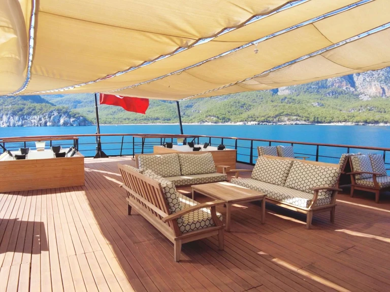 Luxury Yacht for rent Turkey at the best price