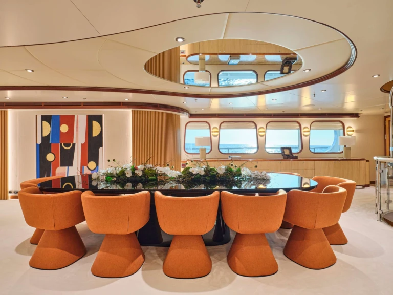 Bareboat Rental Luxury Yacht Benetti with a boat licence