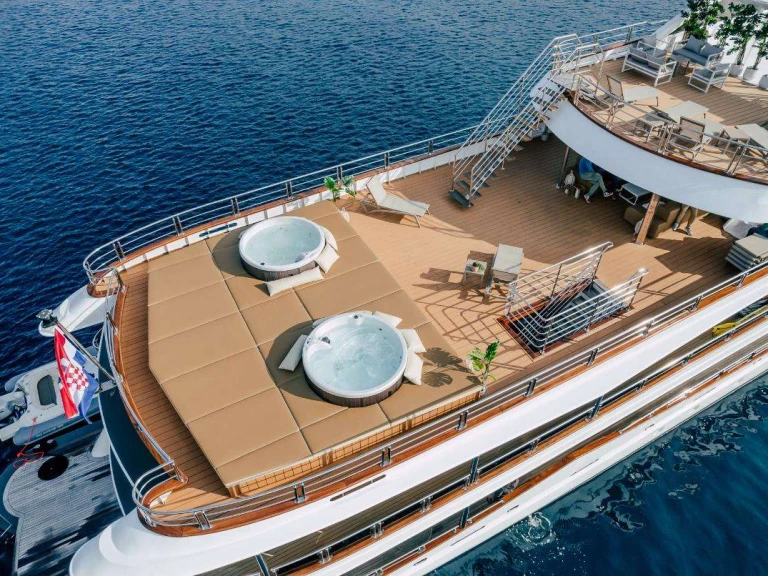  SYMPHONY in Split on SamBoat