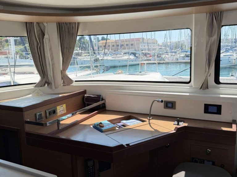 Lagoon Lagoon 46 in Trogir on SamBoat