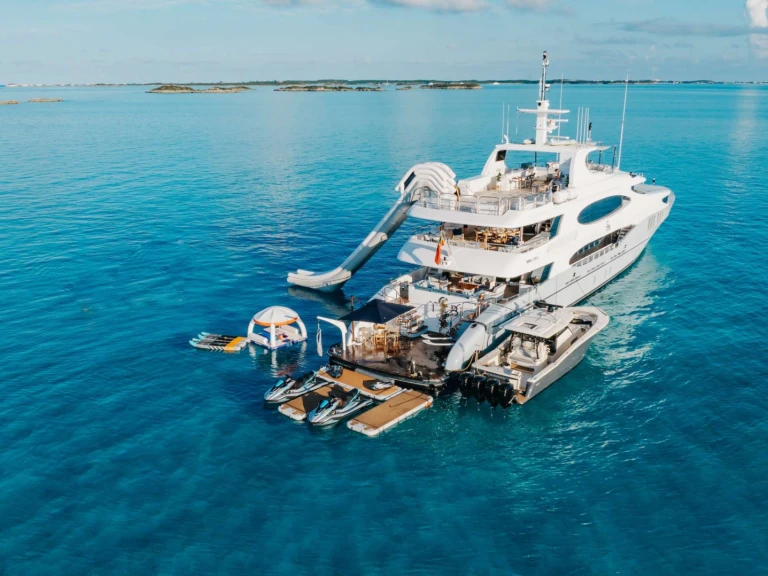 Luxury Yacht rental in Bahamas - Trinity TCB