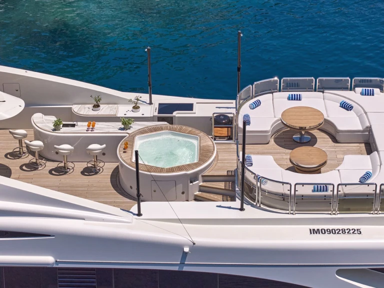 Benetti BARENTS in Athens on SamBoat